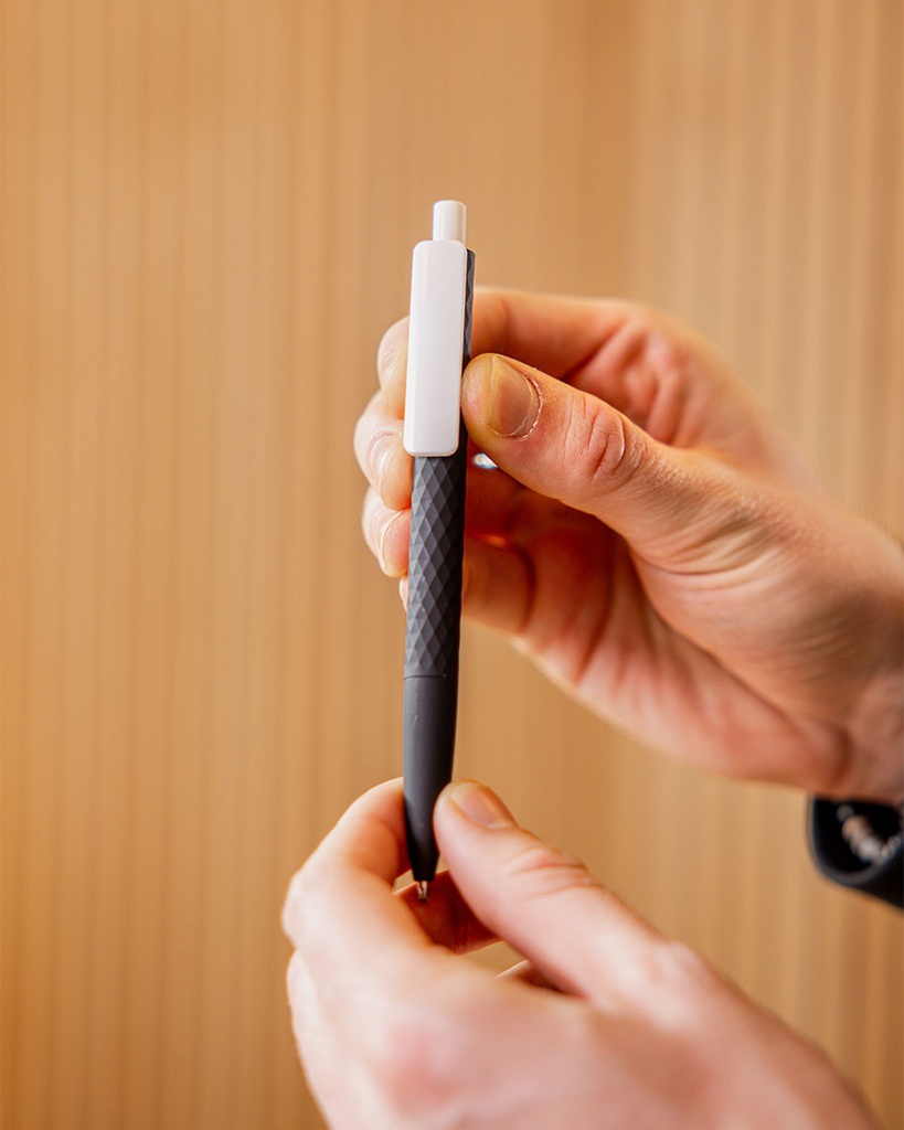 Modern Pen