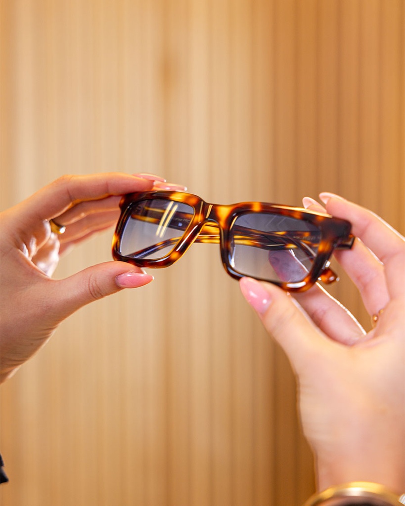 Messy Weekend Dean Sunglasses