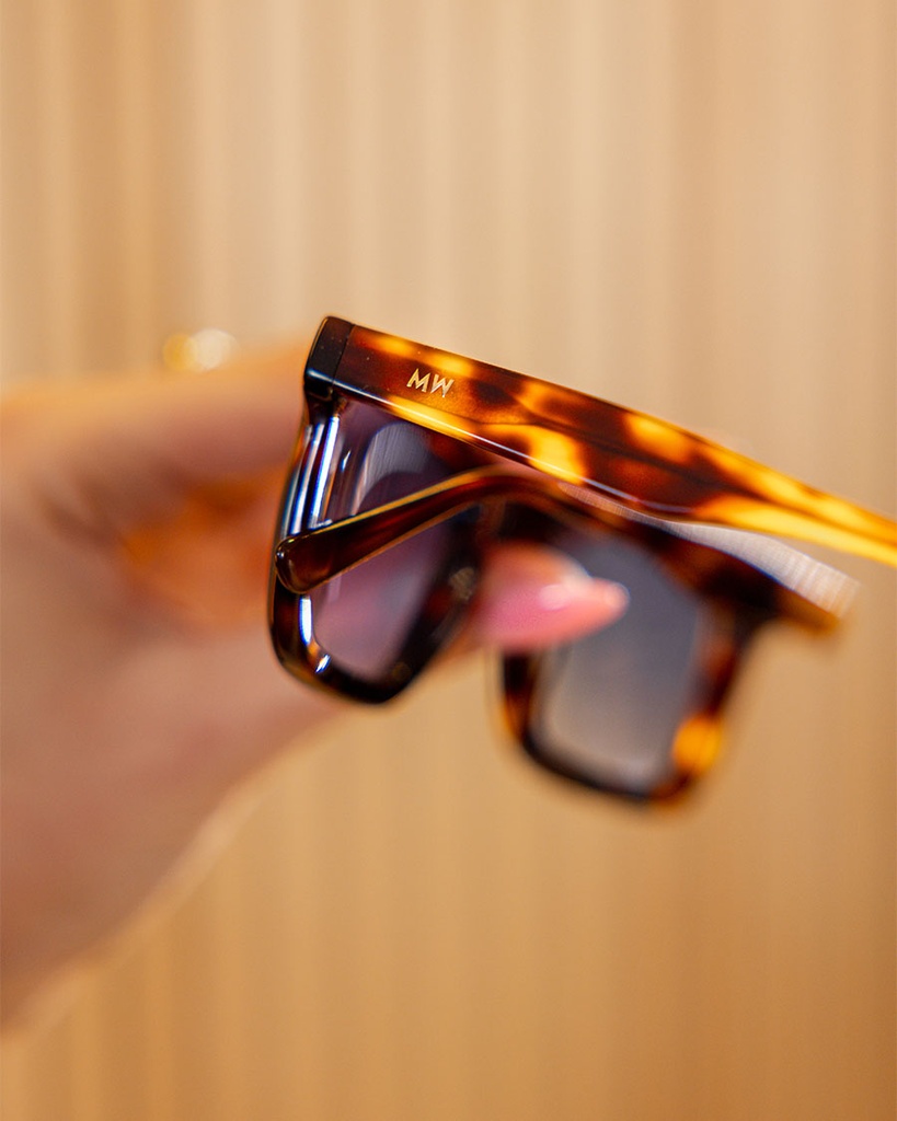 Messy Weekend Dean Sunglasses