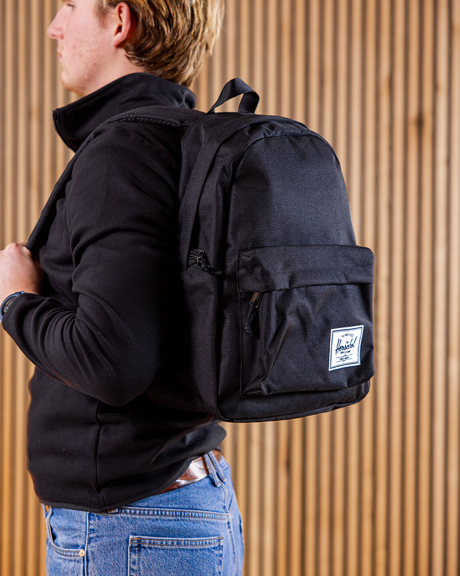 classic herschel backpack sizes Heritage Premium The front is embroidered with an Area 120 “Trusted Tester” patch NWT 🌺 Herschel Supply Company