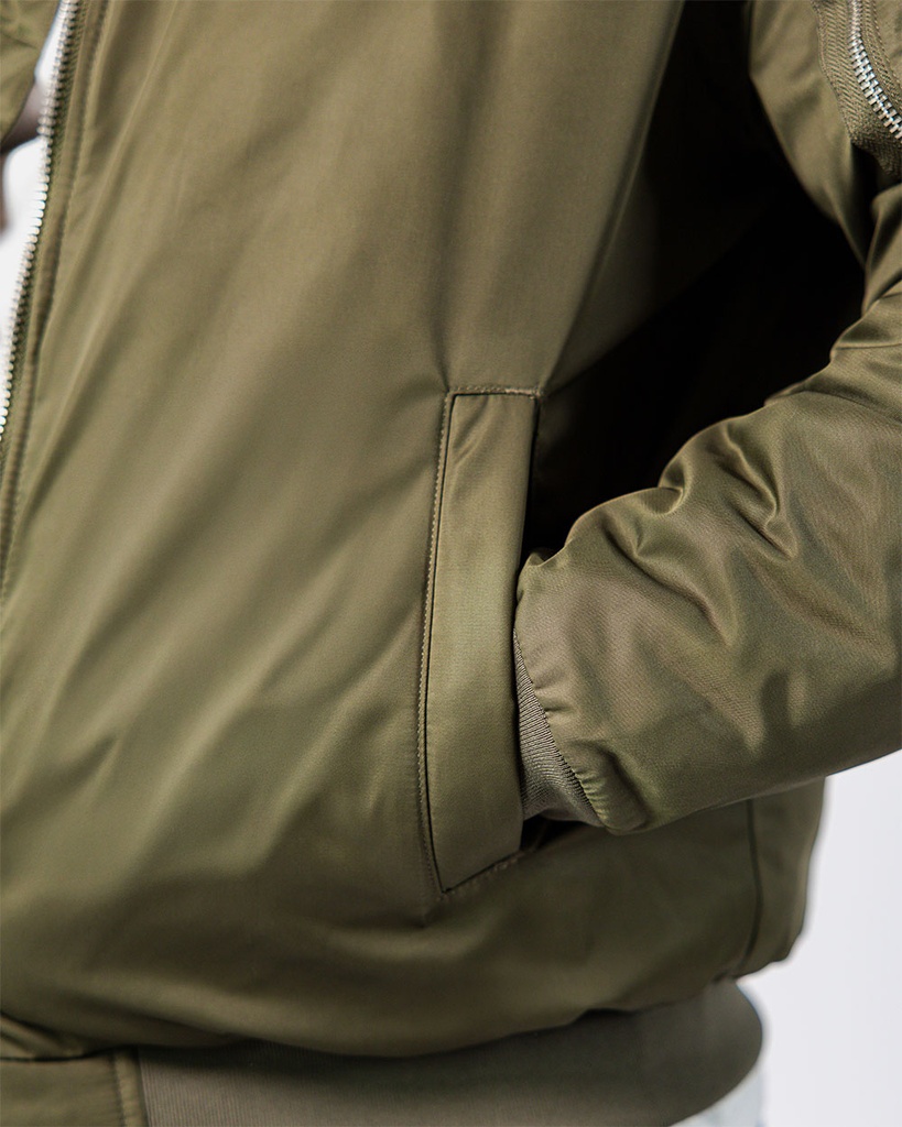 Premium Bomber
