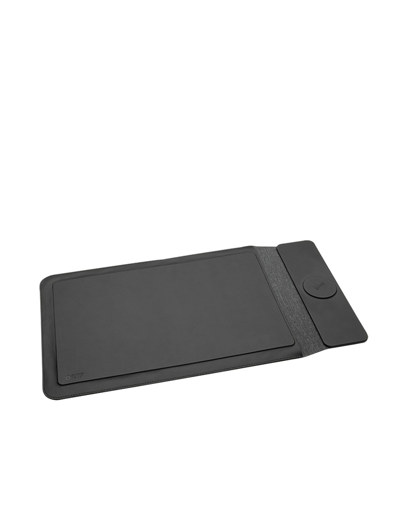 Magnetic Charging Laptop